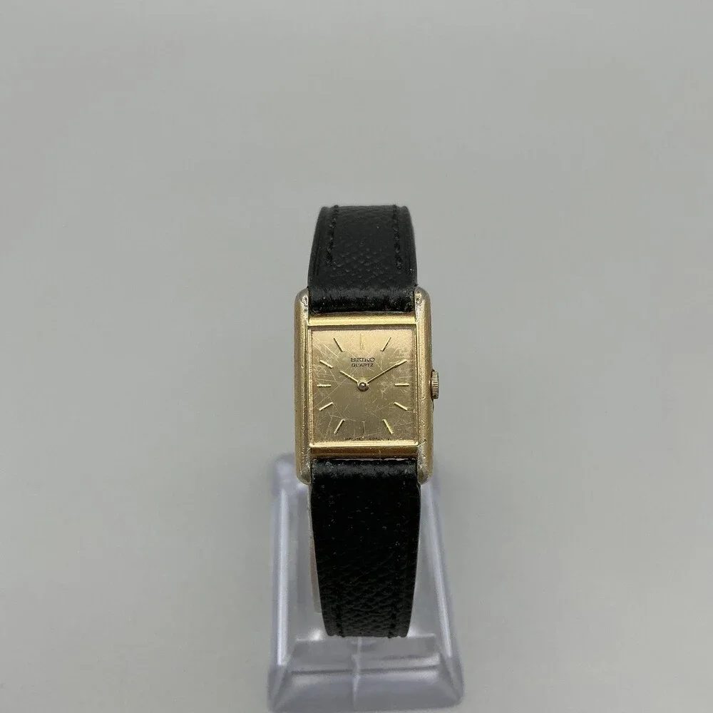 Vintage Seiko Womens Watch 17mm Gold Tone Black Leather 1400-5039 New Battery